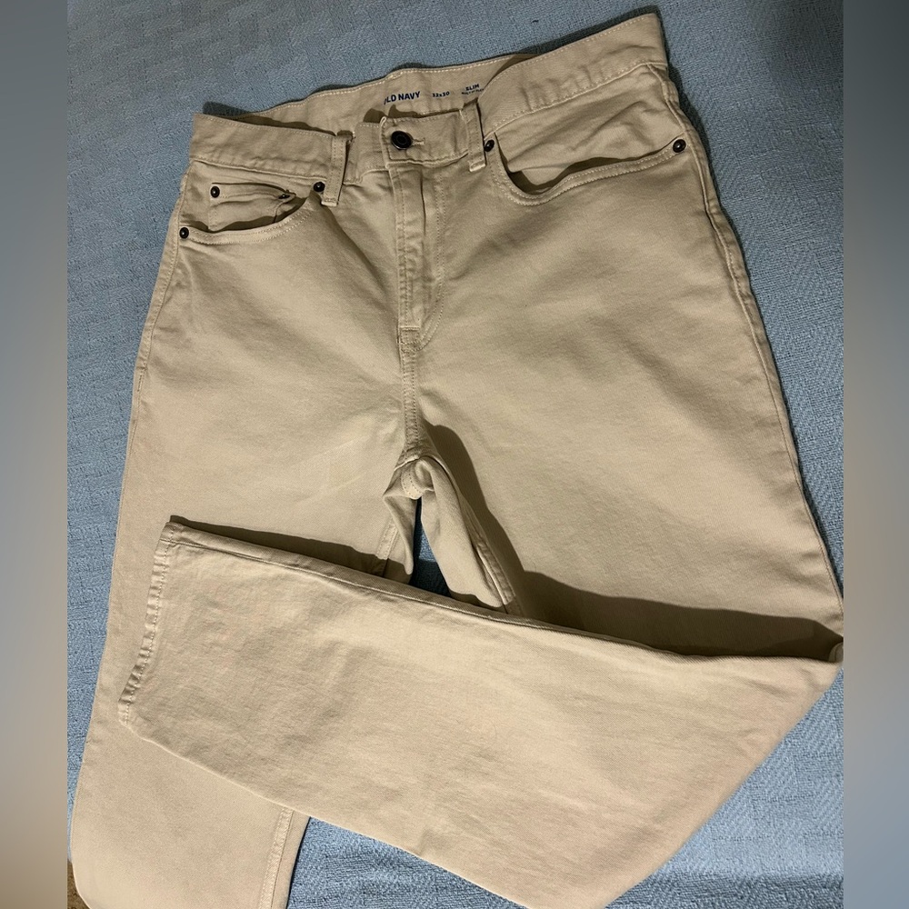 Old Navy Men's Khaki Slim Straight Jeans